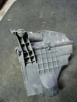  Корпус воздушного фильтра Mazda 3 BK Арт 86717783, вид 2