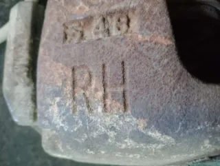  Суппорт тормозной передний правый Mazda 3 BK Арт 86765718, вид 2