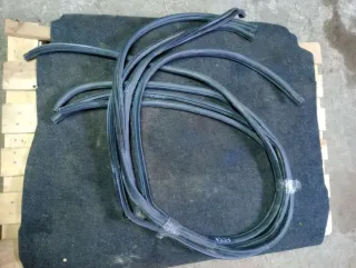  Уплотнитель двери задней левой Mazda 3 BK Арт 86767064, вид 1