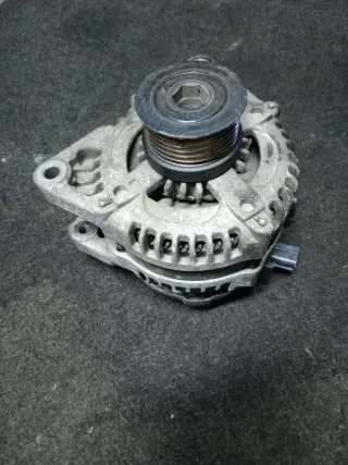  Генератор Mazda 3 BK 1.6л Арт 86767101, вид 1