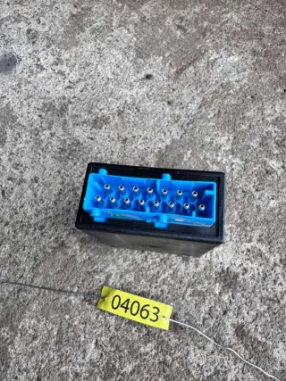 61.35-8359031, 61358359031 Реле стеклоочистителей (дворников) BMW 3 E36 Арт 04063, вид 2