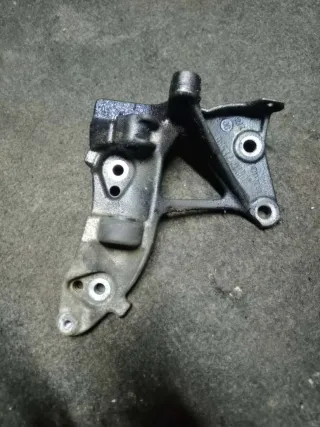  Кронштейн генератора Mazda 3 BK 1.6л Арт 86777144, вид 1