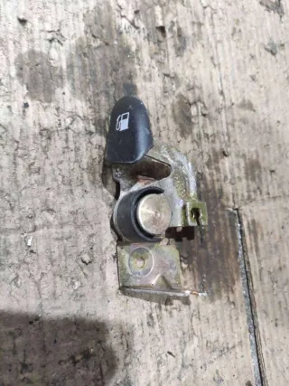  Ручка открытия лючка бензобака Mazda Tribute 1 Арт 86787609, вид 1