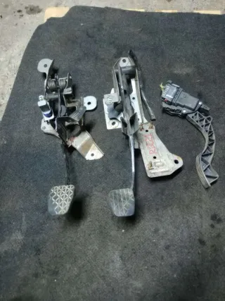  Педаль сцепления Mazda 3 BK Арт 86838805, вид 1