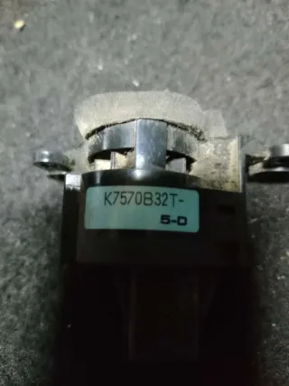 K570B32T Датчик температуры Mazda 3 BK Арт 86839404, вид 2