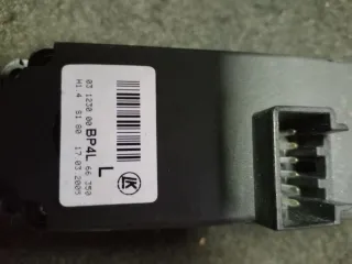  Блок управления стеклоподъемниками Mazda 3 BK Арт 86848918, вид 2