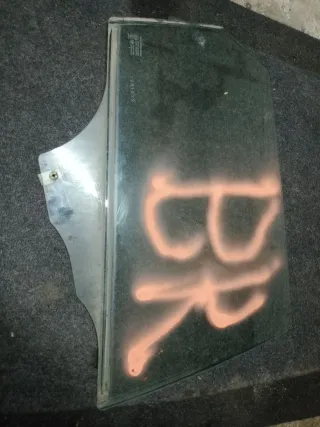  Стекло двери задней правой Mazda 3 BK Арт 86854762, вид 3