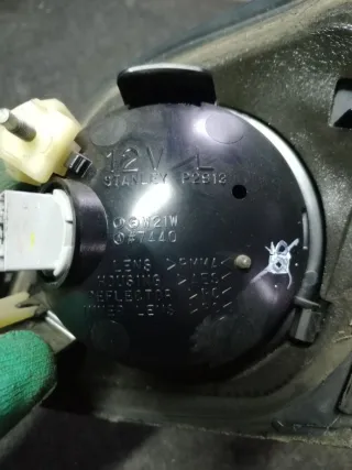  Фонарь крышки багажника левый Mazda 3 BK Арт 86855350, вид 3