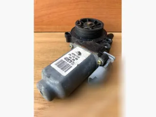 400479T1 Моторчик стеклоподъемника передний правый Citroen Xantia Арт 135384278, вид 1