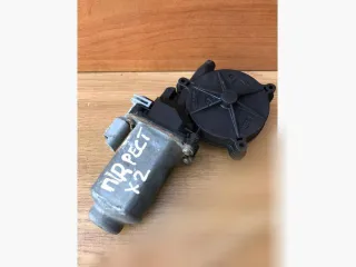 400479T1 Моторчик стеклоподъемника передний правый Citroen Xantia Арт 135384278, вид 2