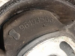 96133053,96193563,9628584410 Кронштейн полуоси Peugeot 406 Арт 86866117, вид 4