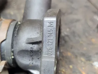026121145M Фланец (тройник) системы охлаждения Volkswagen Jetta 2 Арт 86866124, вид 4
