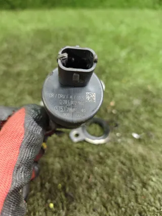 0281002500 Клапан ТНВД Citroen Jumper 1 2.8л Арт 80407, вид 3