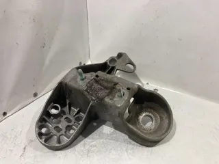 4B0199351B Крепление втулки стабилизатора Volkswagen Passat B5 Арт D13211132555, вид 2