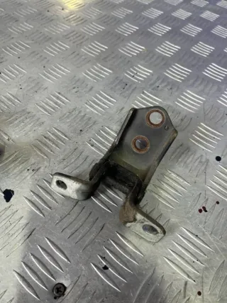  Петля двери передней правой Mazda 3 BK Арт 60085890, вид 3