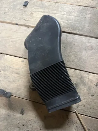 8D0129617E  Воздуховод Audi A6 C5 (S6,RS6) Арт 86991194, вид 1
