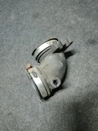 0140811611 Патрубок воздушного фильтра Mazda 3 BK Арт 86994410, вид 2