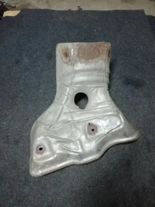  Защита (экран) выпускного коллектора Mazda 3 BK 1.6л Арт 87029542, вид 1