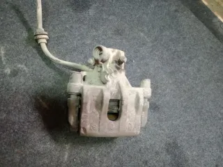  Суппорт тормозной задний левый Mazda 3 BK Арт 87096325, вид 1