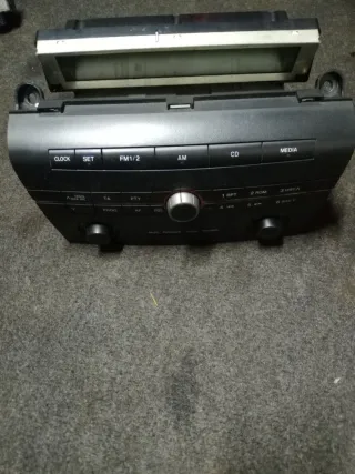  Магнитола (аудио система) Mazda 3 BK Арт 87180251, вид 1