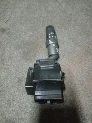 17D682 Переключатель поворотов Mazda 3 BK Арт 87181600, вид 1