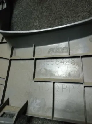 BR5S6428 Накладка декоративная на торпедо Mazda 3 BK Арт 87183449, вид 6