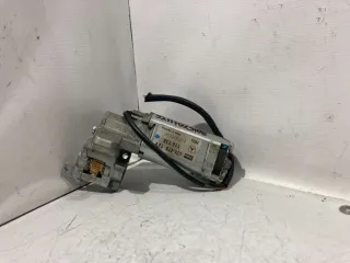 Valeo Серводвигатель (моторчик) рулевой рейки Mercedes S W220 Арт 32111023106, вид 1