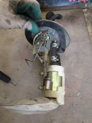  насос топливный Mazda 121 3 Арт 6165, вид 2