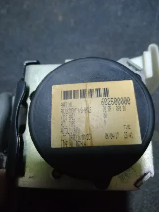  Ремень безопасности задний центральный Mazda 3 BK Арт 87215409, вид 4