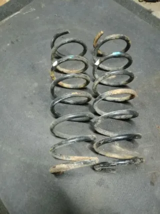  Пружина подвески задняя Mazda 3 BK Арт 87215461, вид 1