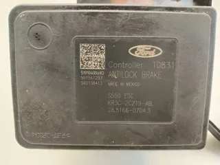 KR3C2C219AB, KR3C2B373AB Крепление блока ABS Ford Explorer 5 restailing Арт 86901290, вид 9