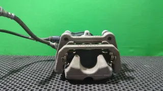 32353472, 18516001 A Суппорт тормозной задний правый Chrysler 200 Арт 87216026, вид 2