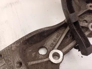 1K0199295E Кронштейн крепления рычага передней подвески Seat Altea Арт 87233070, вид 2