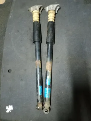  Амортизатор задний Mazda 3 BK Арт 87260267, вид 1