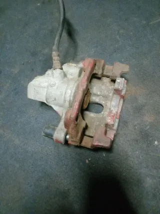  Суппорт тормозной задний левый Mazda 3 BK Арт 87260426, вид 2