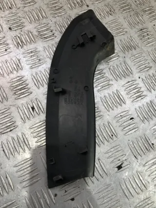 4F5853268 Накладка под фонарь правый Audi A6 C6 (S6,RS6) Арт 87310933, вид 1