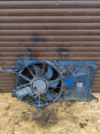  Вентилятор радиатора Mazda 3 BK Арт 70585755, вид 1