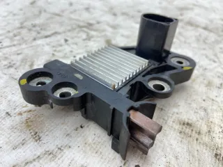 0272220731, 1275105117 Реле генератора Iveco Daily 5 Арт 122072, вид 3