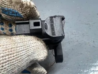 1S7F-GC315-AD Датчик коленвала Mazda 3 BK 1.8л i Арт 87088055, вид 3