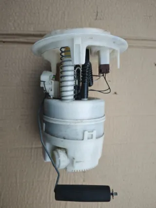  Насос топливный электрический (подкачка) Peugeot 308 1 1.6л Арт 87403371, вид 1