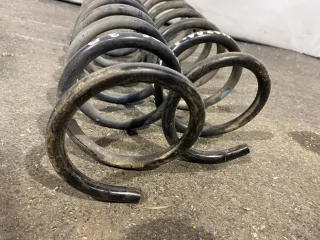  Пружина подвески задняя Mazda 3 BK Арт 87536894, вид 4