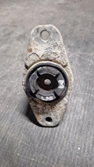  Опора амортизатора верхняя (чашка) Mazda 3 BK Арт 87592390, вид 1