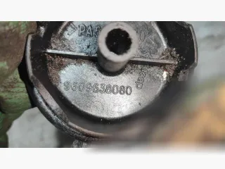 9609638080 Крышка масляного стакана Citroen Xantia 1.9л Арт N0052, вид 2