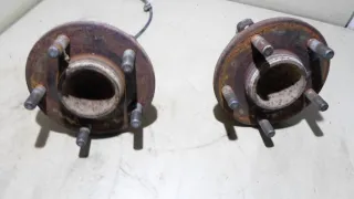  Ступица задняя правая Mazda 3 BK Арт 87628539, вид 1