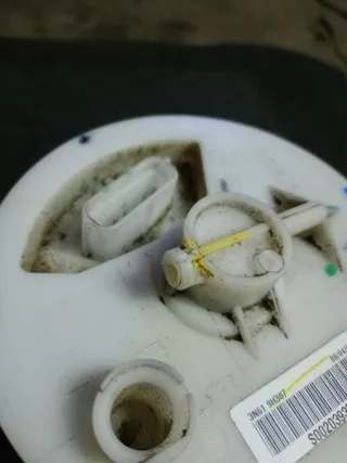  Колба в бак Mazda 3 BK 1.6л Арт 87660903, вид 2