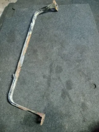  Крепление топливного бака Mazda 3 BK Арт 87660906, вид 1