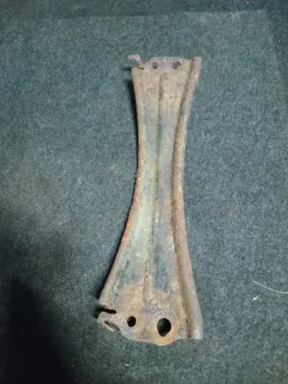  Кронштейн (крепление) Mazda 3 BK Арт 87660912, вид 1