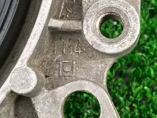 036103173 Крышка коленвала Audi A6 C6 (S6,RS6) Арт 123568, вид 12