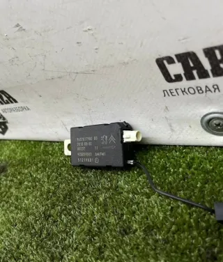 9657017980  Усилитель антенны  Citroen C4 Picasso 1 Арт 140419, вид 3