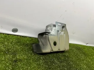 538331C  Кронштейн крыла переднего правого  Citroen C4 Picasso 1 Арт 140674, вид 4